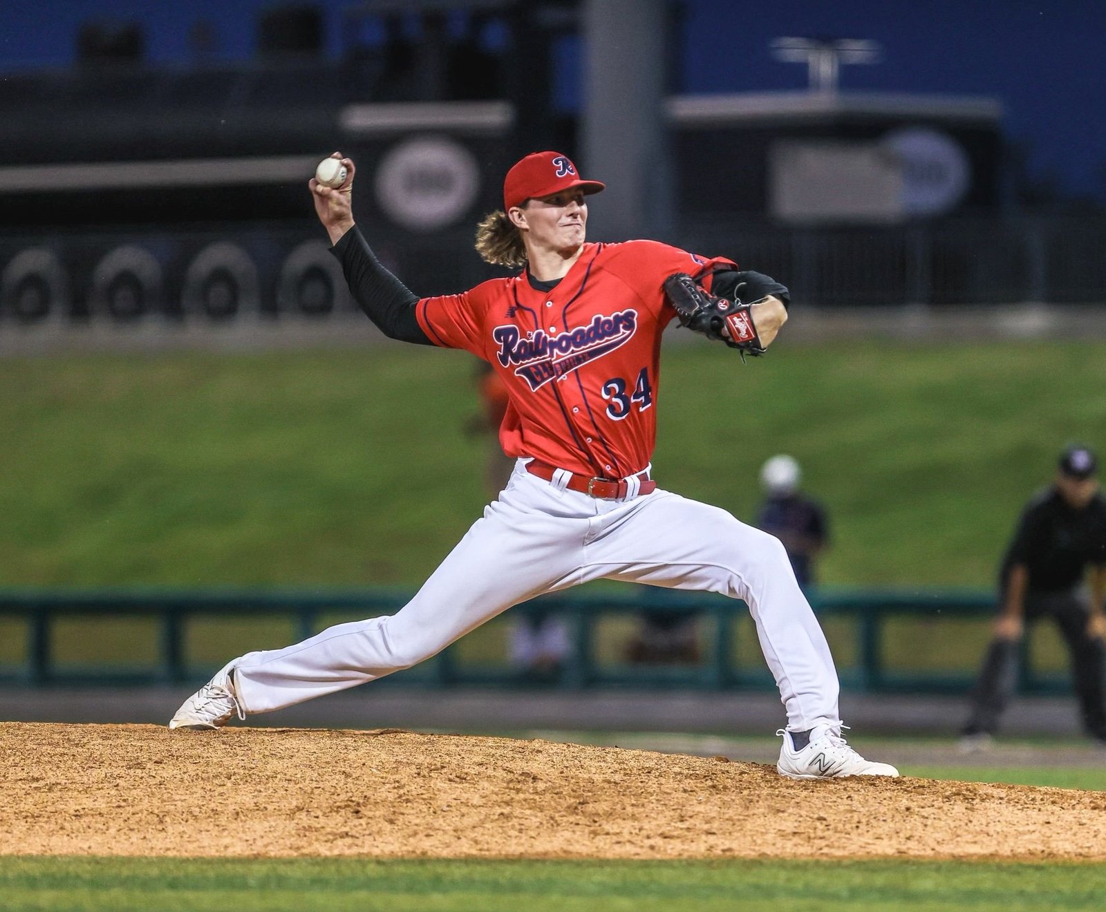 PERRY EXCEPTIONAL IN RAILROADERS' 1-0 SHUTOUT