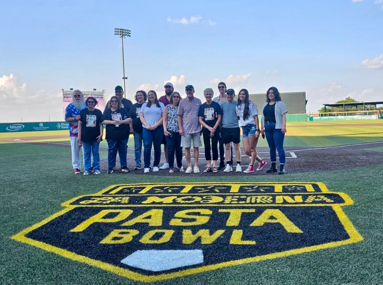 Family of Richard Helmcamp -band director for the Golden Pride of Cleburne High